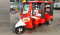 Lohia launches Narain electric 3 wheeler Limited Edition