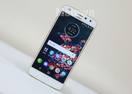 Moto Z2 Play Review