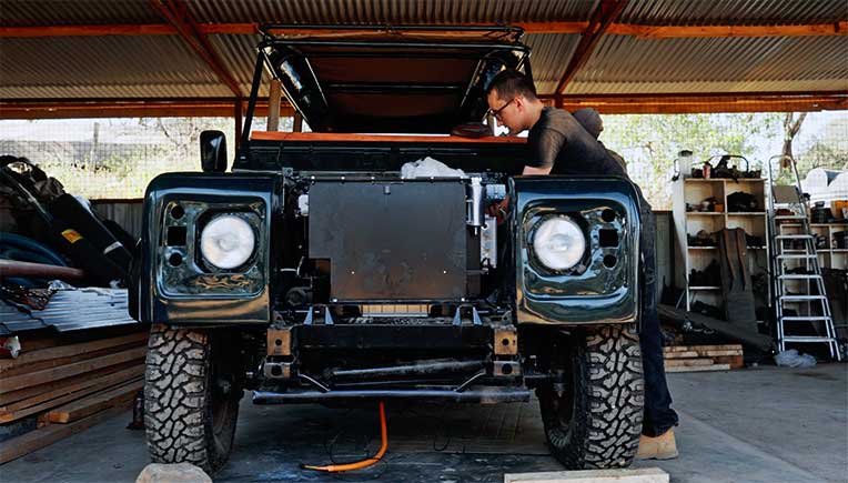 Electrogenic EV Technology electrifies Land Rovers for Kenya safari
