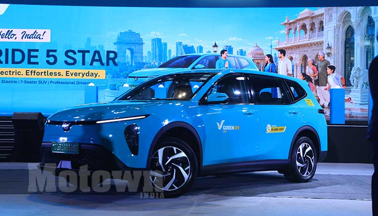 Green SM Limo, a fully electric taxi service, launched in India