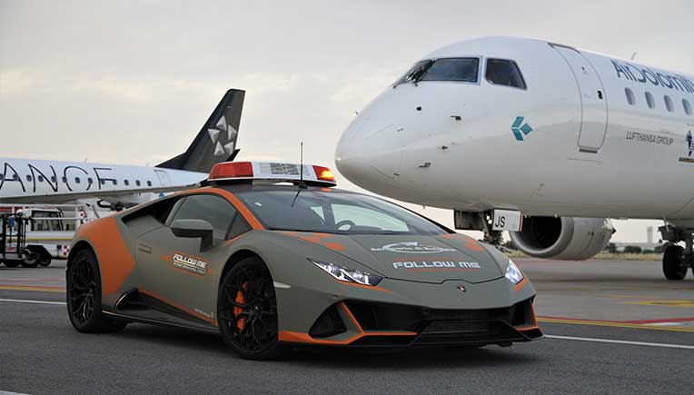 Italy’s Bologna Airport gets a new Lamborghini Huracán Evo follow-me car 