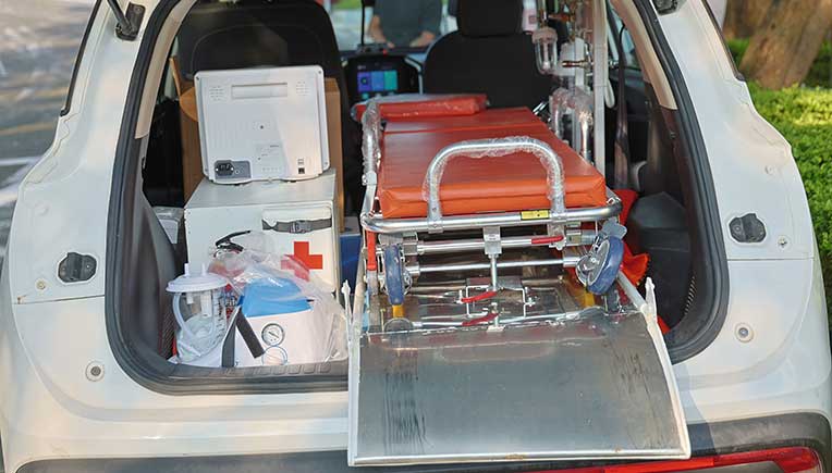 JSW MG Motor India presents customised Hector ambulance to SPYM