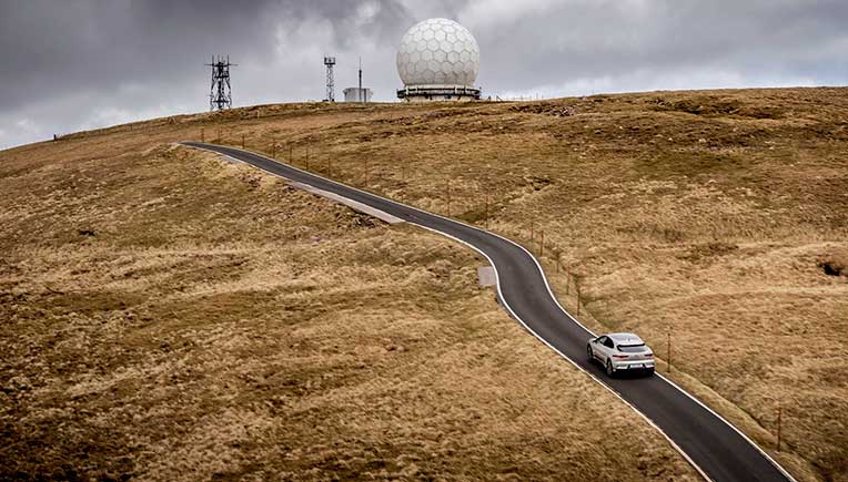 Jaguar I-Pace completes Everesting challenge on a single charge 