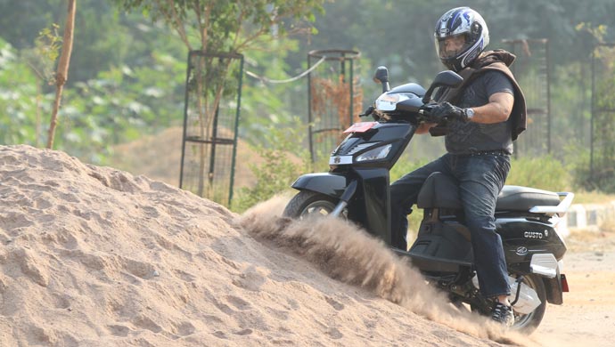 Fun with the Mahindra Gusto