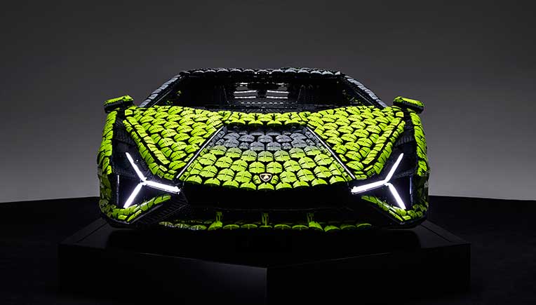 Life-size Lamborghini Sián FKP 37 created from 400,000+ Lego elements