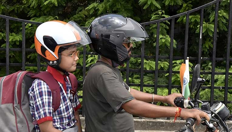 Nitin Gadkari’s road safety directive strikes a chord with helmet industry