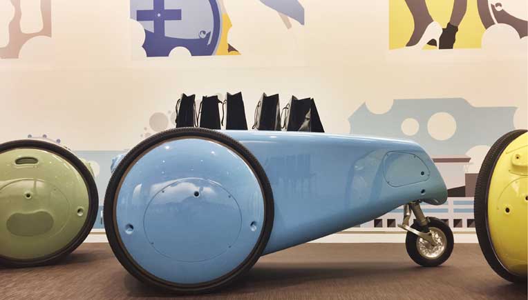 KILO is the “big brother” of GITA, and thanks to a larger capacity it can transport up to 100 kg in its 120 lt compartment. It has extraordinary stability thanks to its three wheels.