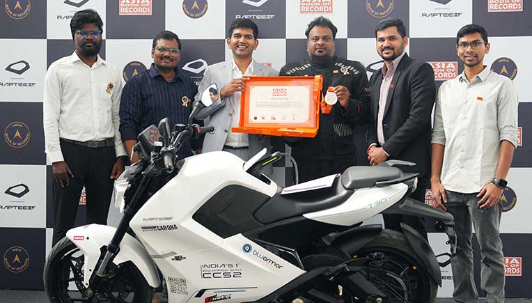 Raptee.HV T30 sets records for longest EV motorcycle ride