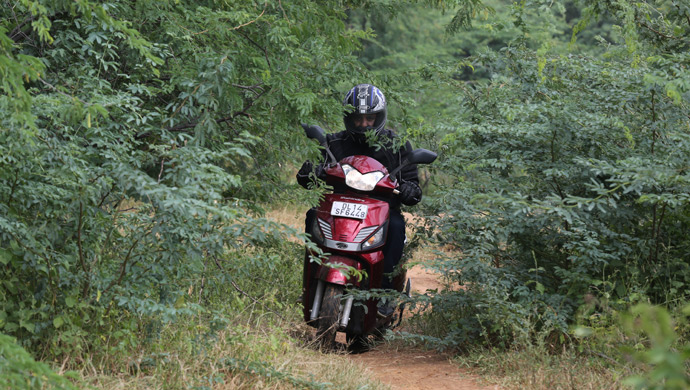 The Mahindra Gusto rides on....