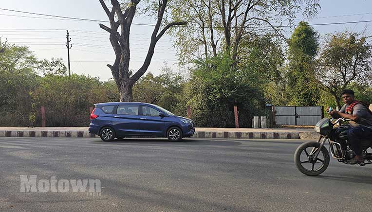 Taj Mahal by road: Seven seats, one experience 