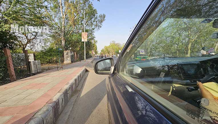Taj Mahal by road: Seven seats, one experience 