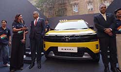 Tata Motors presents Tata Sierra to members of Indian women’s cricket team