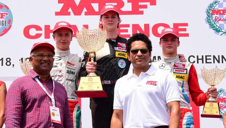 Arun Mammen of MRF and Sachin Tendulkar with Newey, Schumacher, Mawson