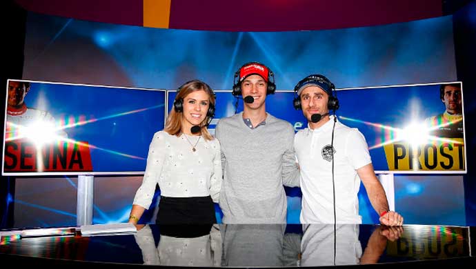 Senna wins in the virtual world!