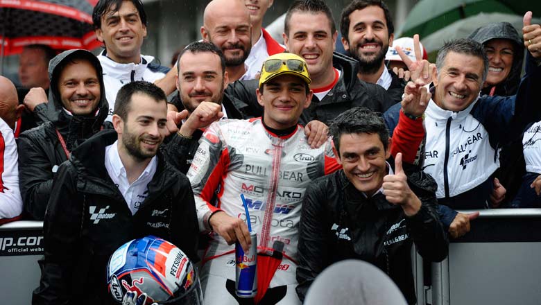 Jorge Martin (Pull & Bear Aspar Mahindra) celebrating 
