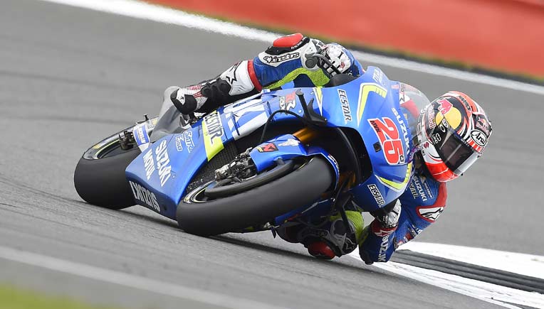 Maverick Viñales in action; Pic courtesy suzuki-racing.com