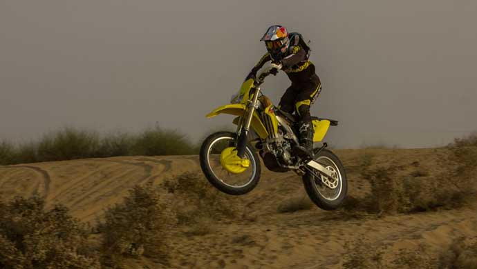 CS Santosh on Suzuki RMX450Z at India Baja 2016