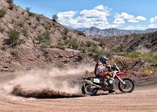 Collision for Peterhansel, exhaustion for Svitko in Stage 10 Rally Dakar 2017