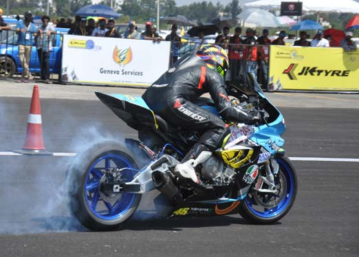 High octane drag racing action at JK Tyre Vroom 2016 