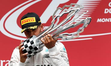 Mercedes 1-2 rhythm in F1 continues with Lewis and Nico 