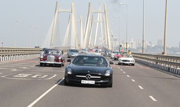 Mercedes-Benz India celebrates F1 win with classic parade