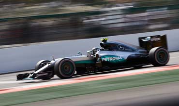 Nico Rosberg wins a chaotic Belgium F1 race