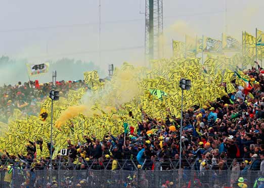Valentino Rossi rallies to win Dutch Grand Prix